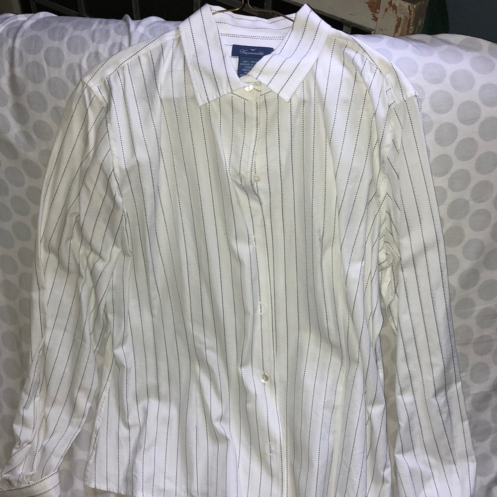 Facconable 100% cotton shirt- designed in France